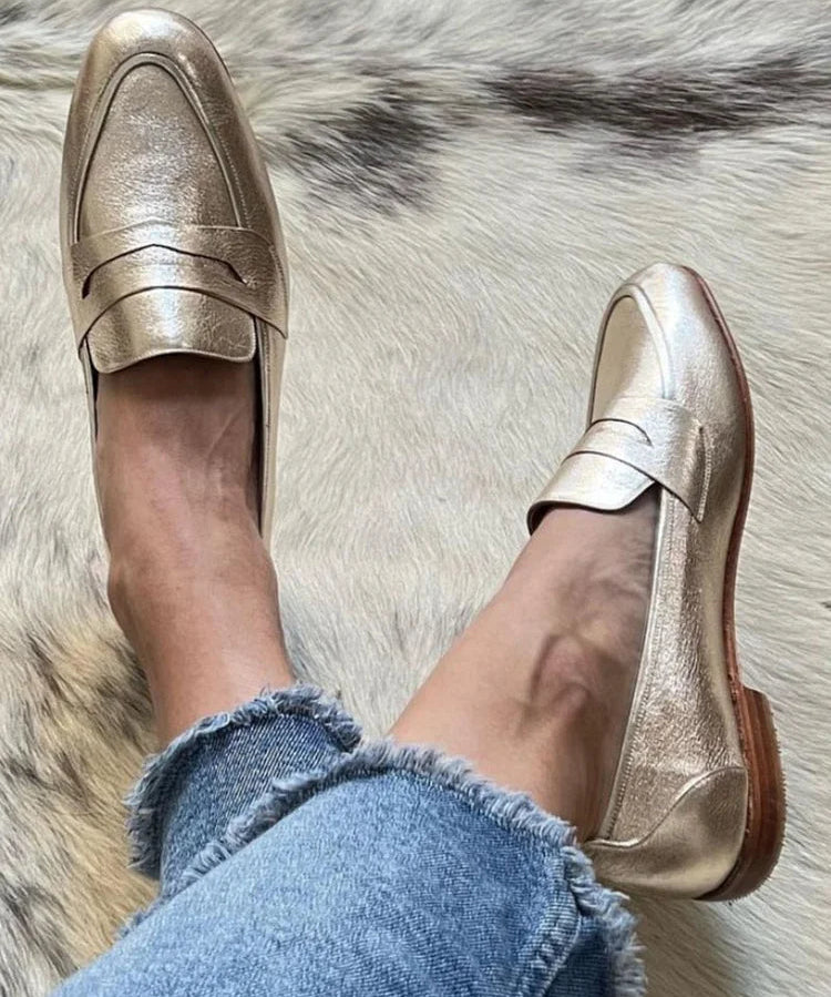 Johanna – Skinande ljusguld loafer