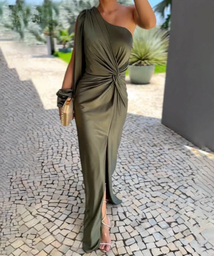 Carina – Tidlös elegant a-linjeklänning
