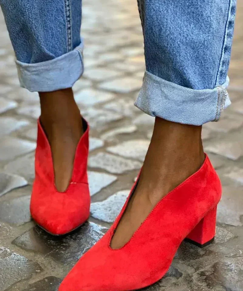 Britt – Eleganta pumps med blockklack