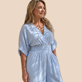 Ragnhild – Draperad overall med v-ringning och vida ben