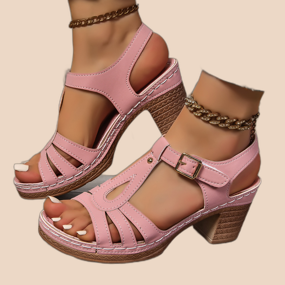 Maj – Klassiska sandaler