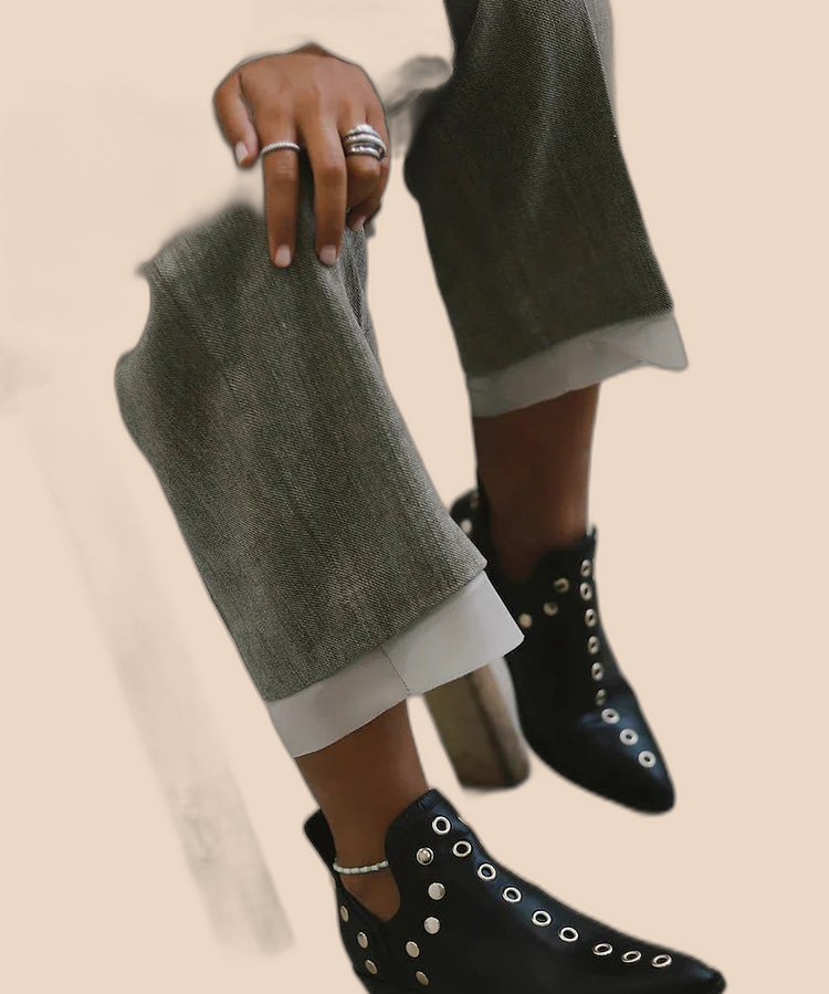 Jenny – Spetsiga nitade ankelboots