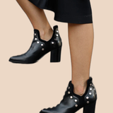 Matilda – Nитade ankelboots med bred klack